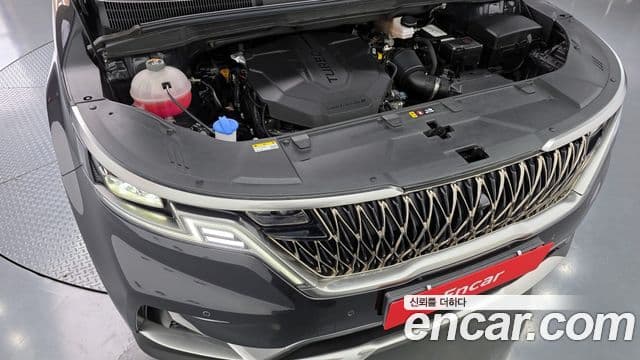 Kia Carnival 2023 — Фото 6/20