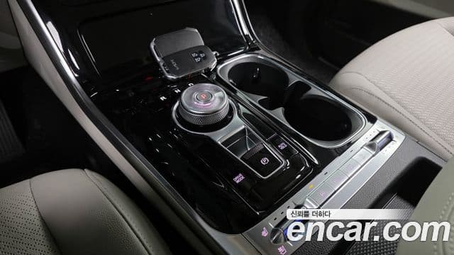 Kia Carnival 2023 — Фото 9/20