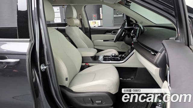 Kia Carnival 2023 — Фото 10/20