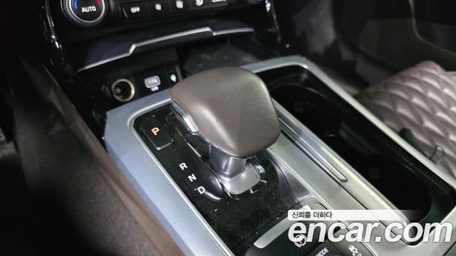 Kia Stinger 2021 — ფოტო 9/20