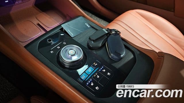 Kia K8 2025 — Photo 1/20