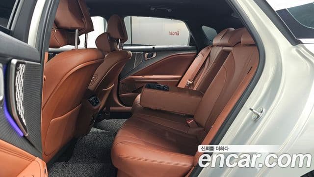 Kia K8 2025 — Photo 17/20