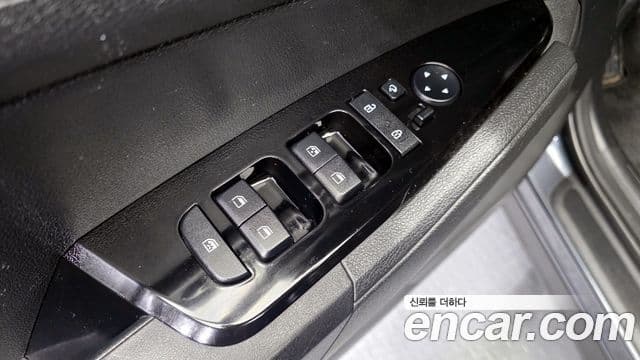 Kia Sportage 2021 — фото 14 из 20