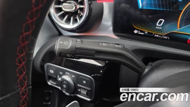 Mercedes-Benz CLA-Class 2022 — ფოტო 17/20
