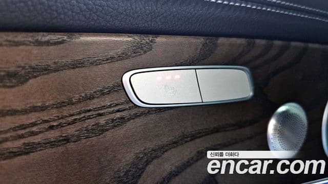 Mercedes-Benz E-Class 2018 — Фото 18/20