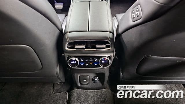 Genesis GV80 2020 — Şəkil 19/20