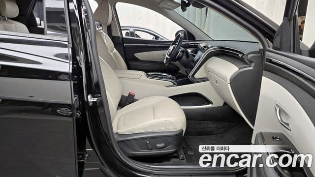 Hyundai Tucson Hybrid 2021 — Photo 13/20