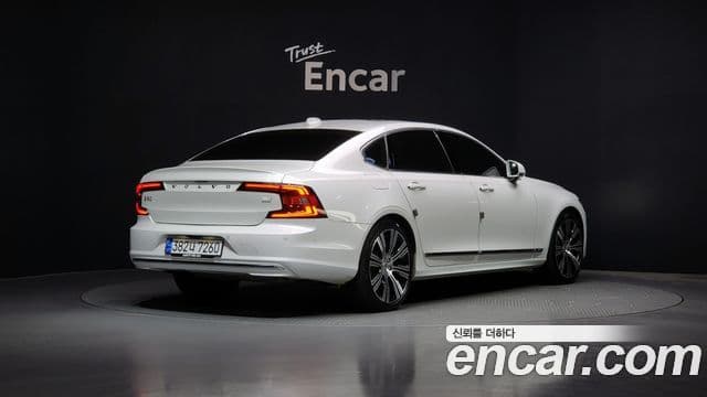 Volvo S90 2023 — ფოტო 2/20