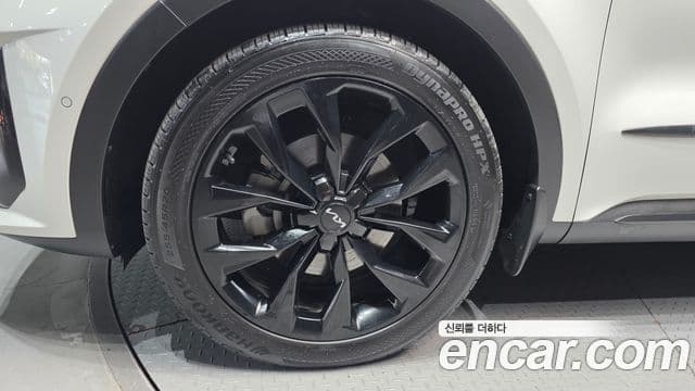 Kia Sorento 2022 — ფოტო 5/20