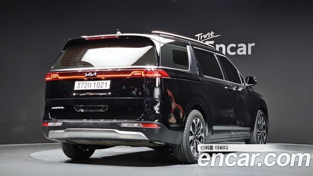 Kia Carnival 2022 — Фото 2/20