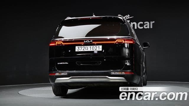 Kia Carnival 2022 — Фото 4/20