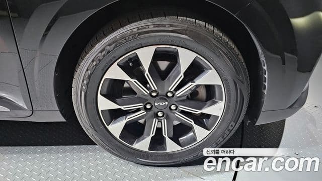 Kia Carnival 2022 — Фото 5/20