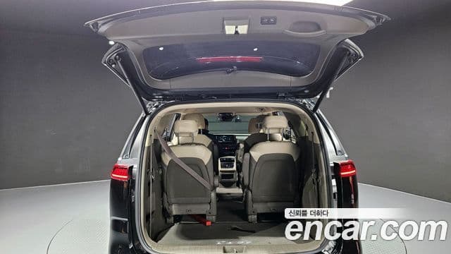 Kia Carnival 2022 — Фото 20/20