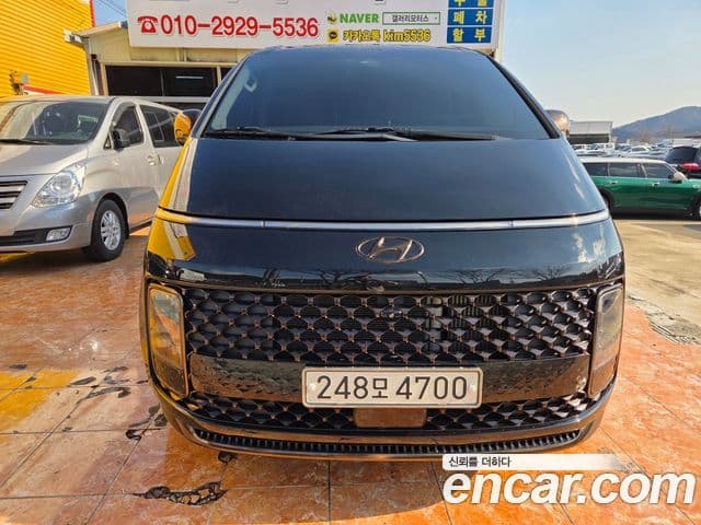 Hyundai Staria 2021 — ფოტო 1/20