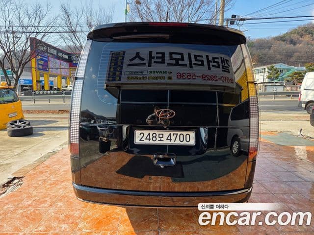 Hyundai Staria 2021 — ფოტო 4/20