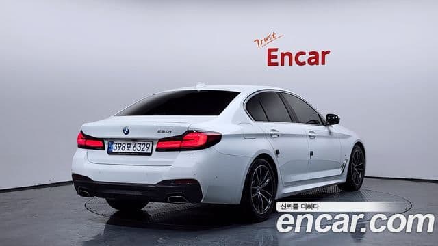 BMW 5 Series 2022 — ფოტო 1/20