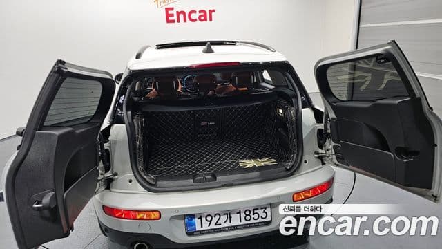 Mini Cooper Clubman 2021 — Фото 20/20