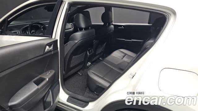Kia Sportage The Bold 2020 — Фото 13/20