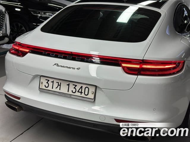 Porsche Panamera 2018 — Şəkil 7/20