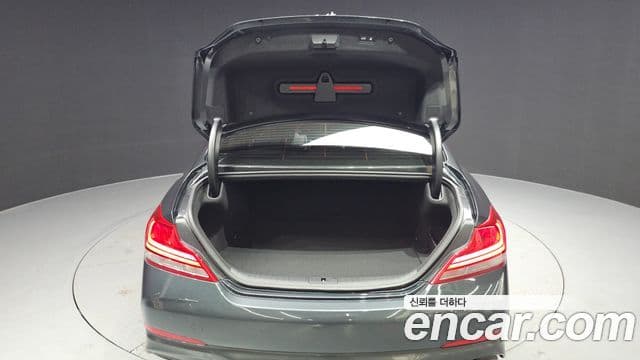 Genesis G70 2019 — Şəkil 16/20