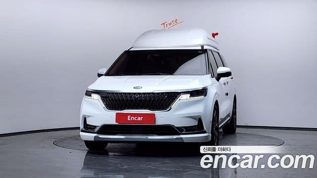 Kia Carnival 2021 — ფოტო 3/20