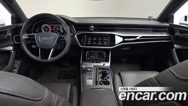 Audi A7 2021 — ფოტო 7/20
