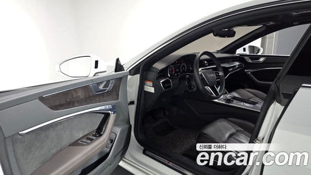 Audi A7 2021 — ფოტო 12/20