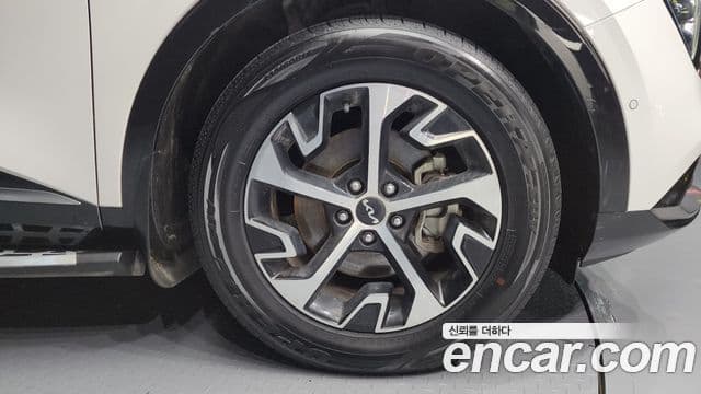 Kia Sportage 2022 — Şəkil 5/20