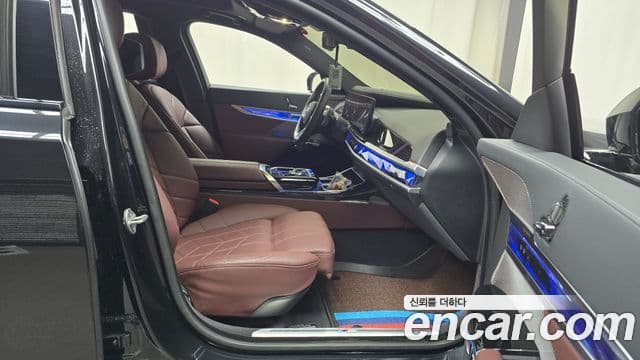 BMW 7 Series 2025 — Şəkil 10/20