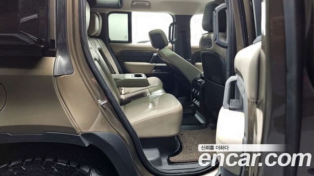 Land Rover Defender 2022 — ფოტო 12/20
