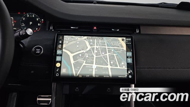 Land Rover Discovery Sport 2024 — ფოტო 14/20