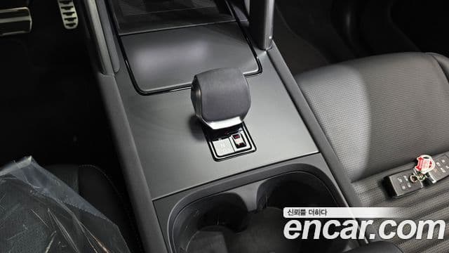 Land Rover Discovery Sport 2024 — ფოტო 9/20