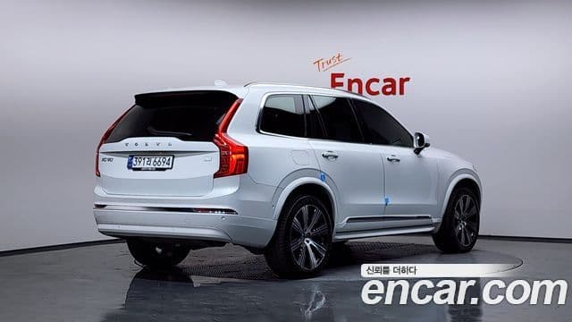 Volvo XC90 2023 — Şəkil 2/20