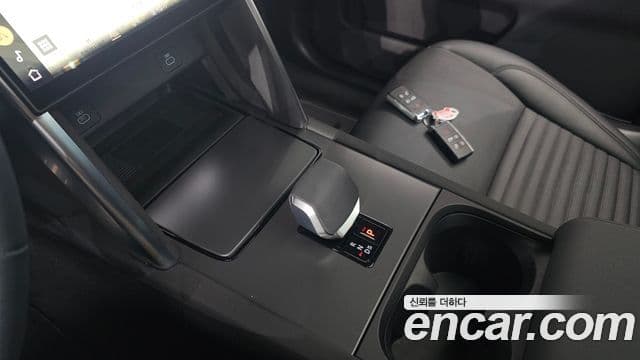 Land Rover Discovery Sport 2025 — ფოტო 9/20