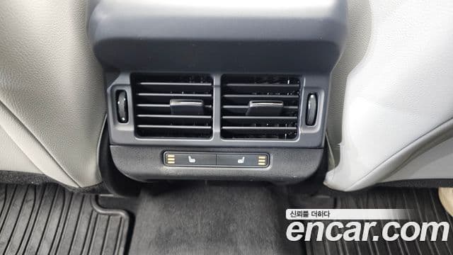 Land Rover Range Rover Evoque 2025 — Şəkil 18/20