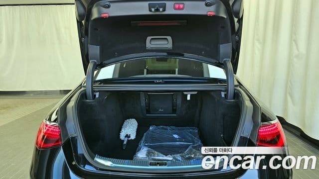 Mercedes-Benz S-Class 2021 — фото 19 из 20