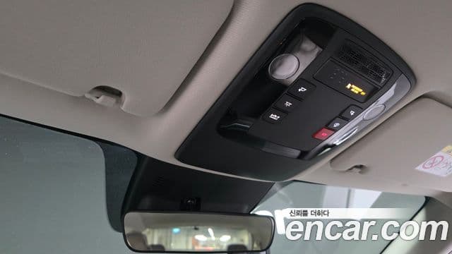 Kia Carnival 2024 — Photo 13/20