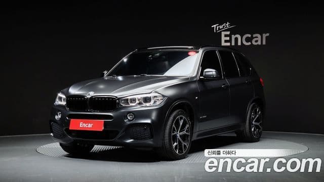 BMW X5 2018 — Photo 11/20