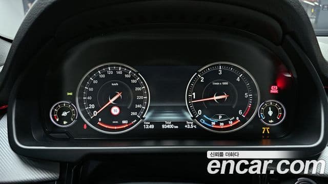 BMW X5 2018 — Photo 13/20