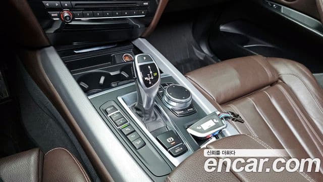 BMW X5 2018 — Photo 18/20