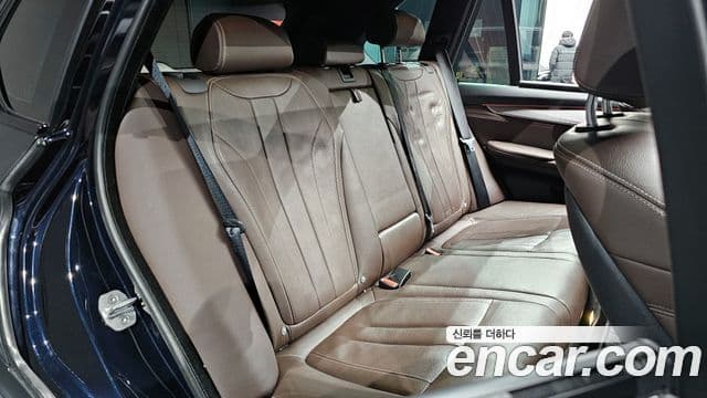 BMW X5 2018 — Photo 14/20