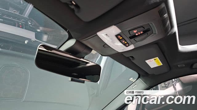 BMW X5 2018 — Photo 19/20