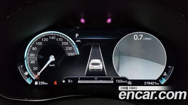 Genesis GV70 2021 — ფოტო 8/20