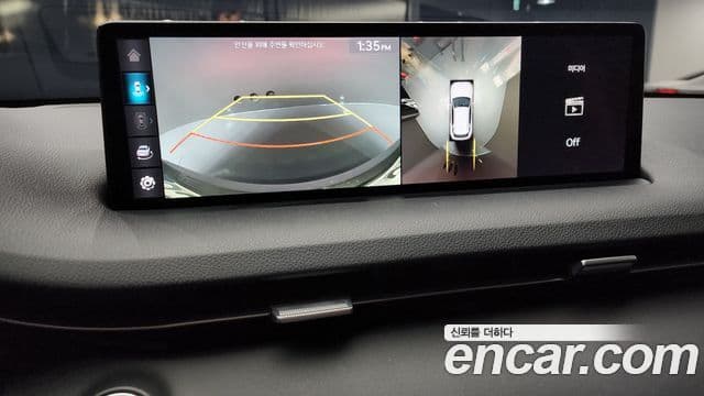 Genesis GV70 2021 — ფოტო 16/20