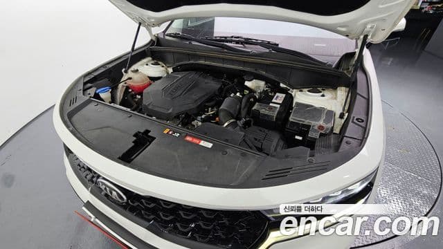 Kia Sorento 2021 — Фото 6/20