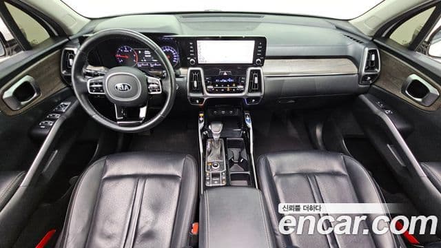 Kia Sorento 2021 — Фото 7/20