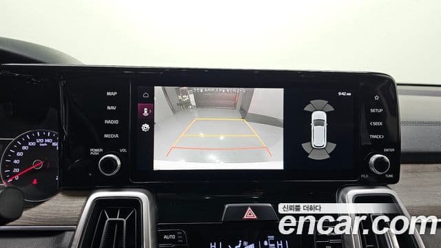 Kia Sorento 2021 — Фото 17/20