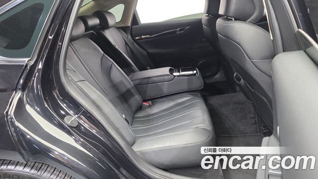 Genesis Electrified G80 2021 — Şəkil 12/20