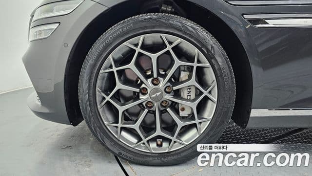 Genesis Electrified G80 2022 — Şəkil 5/20