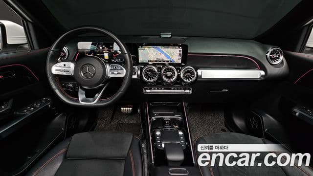Mercedes-Benz GLB-Class 2022 — ფოტო 6/20